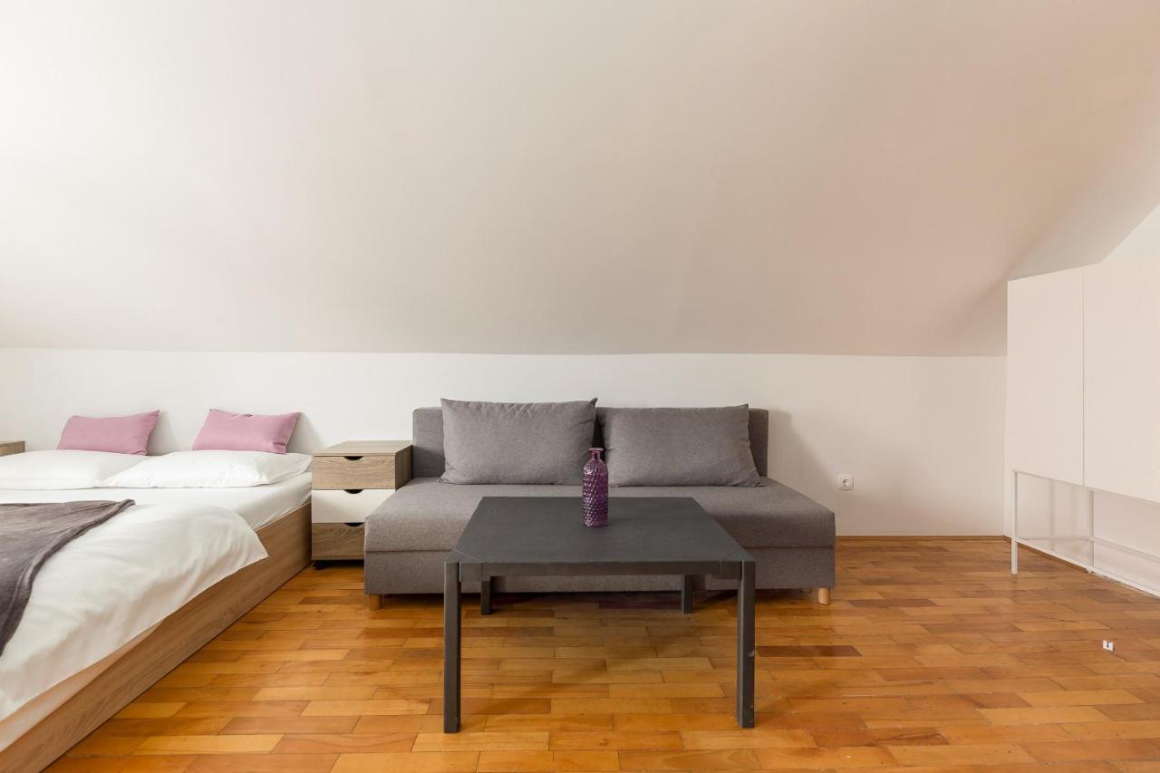 Apartment Gong 卢布尔雅那 外观 照片